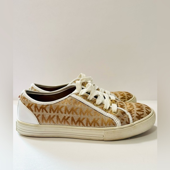 MICHAEL Michael Kors Girl Youth Ivy Nettle Sneaker Camel 2 US - Picture 3 of 9